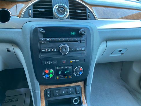 Used 2011 Buick Enclave CXL image 69