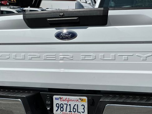 Used 2022 Ford F250 XL w/ Power Equipment Group image 24