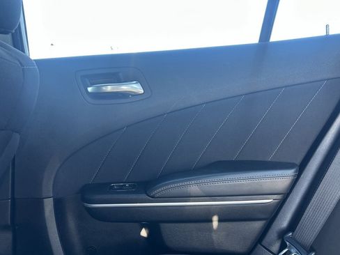 Used 2023 Dodge Charger SXT image 28