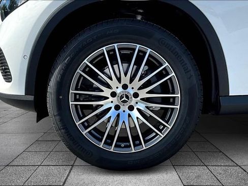 New 2026 Mercedes-Benz GLC 300 4MATIC image 12