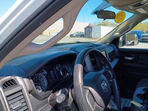 Used 2019 RAM 2500 Tradesman AWD/4WD image 19