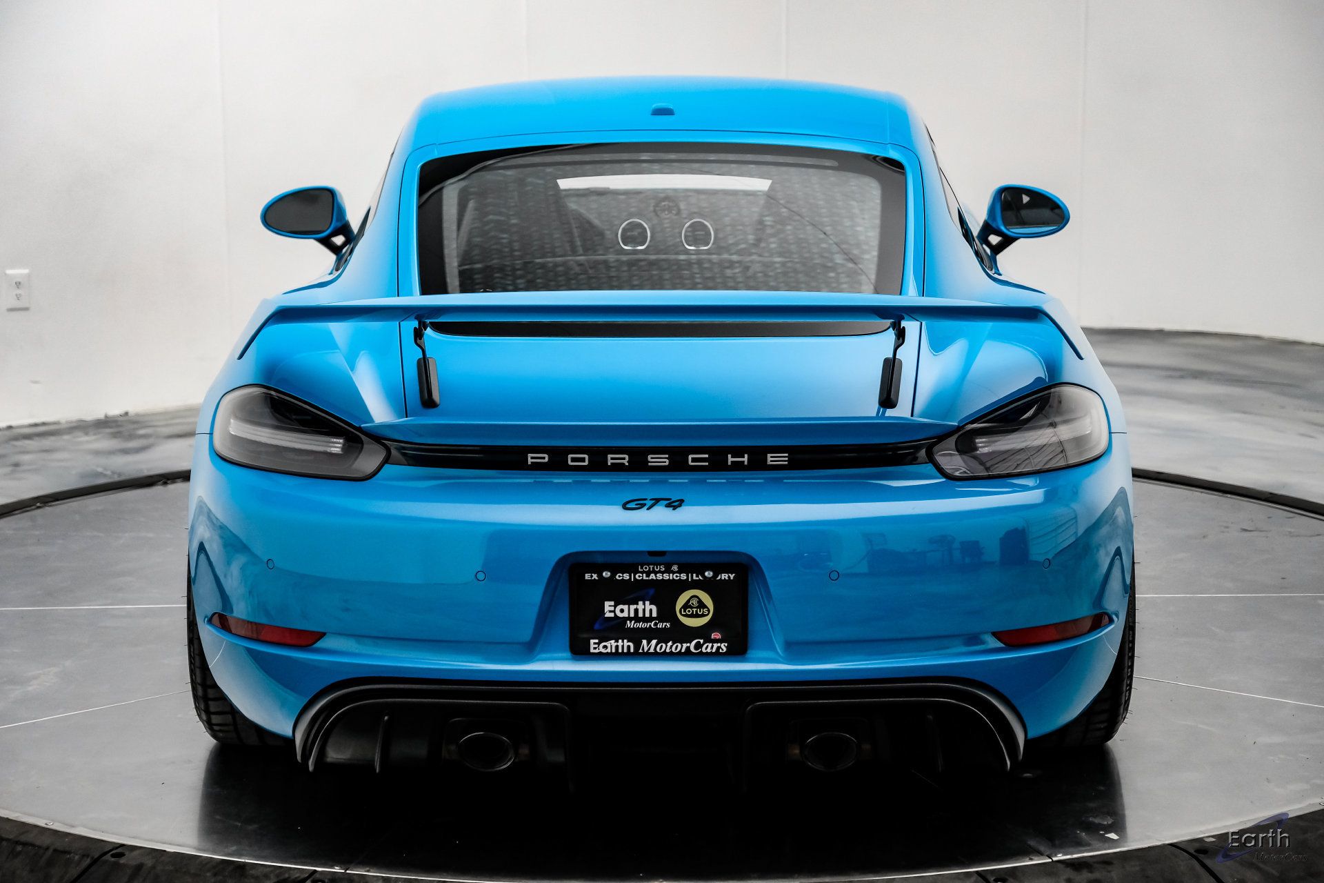 Used 2020 Porsche 718 Cayman GT4 RWD image 14