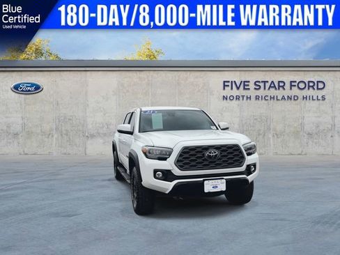 Used 2023 Toyota Tacoma TRD Off-Road w/ Technology Package image 4