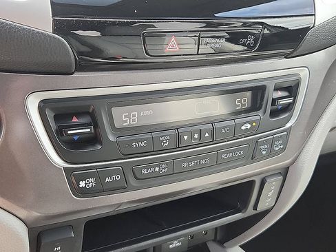 Used 2016 Honda Pilot EX-L image 12