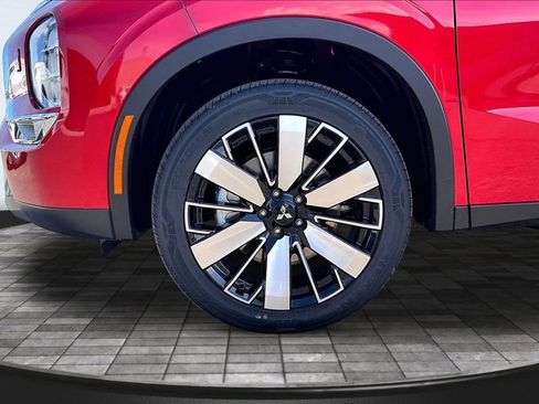 New 2026 Mitsubishi Outlander SE AWD/4WD image 11
