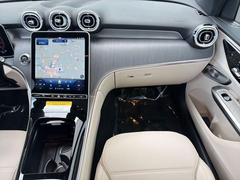 New 2026 Mercedes-Benz GLC 300 4MATIC image 29