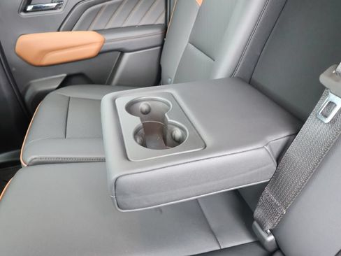 New 2026 GMC Canyon AT4 w/ Nightfall Edition AWD/4WD image 27