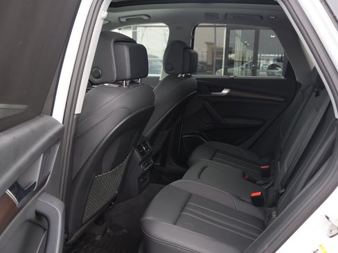 Used 2023 Audi Q5 e Prestige AWD/4WD image 17