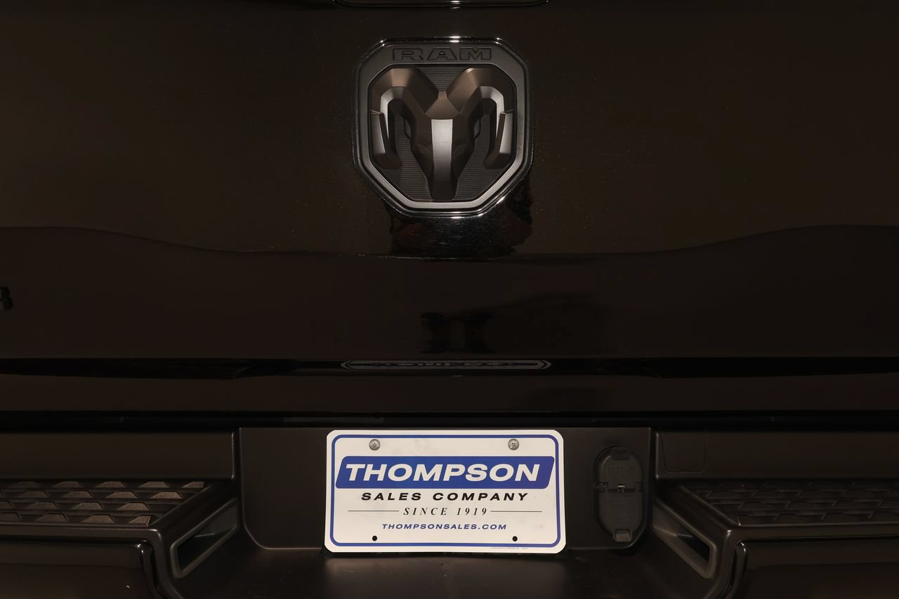 Used 2023 RAM 1500 Big Horn AWD/4WD image 38