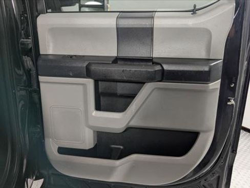 Used 2022 Ford F250 XL w/ Power Equipment Group image 17