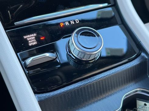 New 2026 Jeep Grand Cherokee Limited AWD/4WD image 25