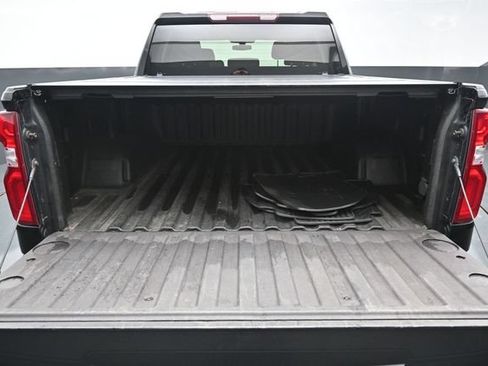 Used 2021 Chevrolet Silverado 1500 Custom AWD/4WD image 9