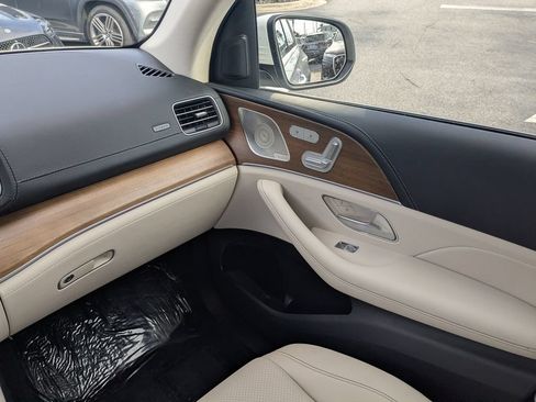 Used 2022 Mercedes-Benz GLE 350 4MATIC image 4