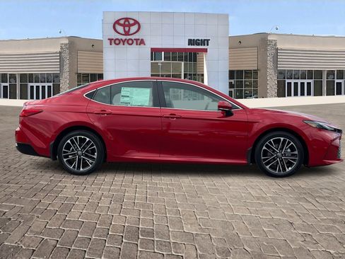 New 2026 Toyota Camry XLE image 7