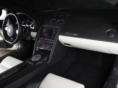 Used 2008 Lamborghini Gallardo AWD/4WD image 18