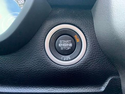 Used 2022 RAM 3500 Laramie image 21