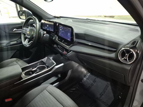 Certified 2025 Chevrolet Equinox LT AWD/4WD image 28