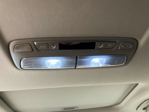 Used 2022 Kia Telluride S AWD/4WD image 26