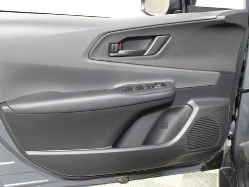 Used 2024 Toyota Prius LE image 6