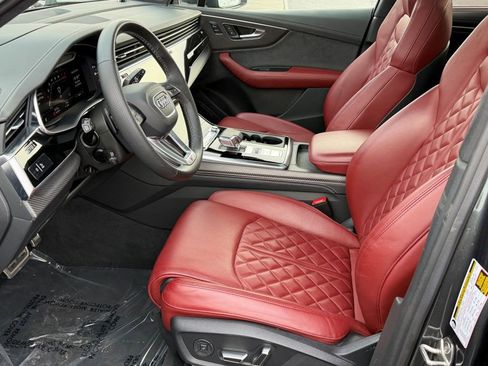 Certified 2025 Audi SQ7 Prestige w/ Prestige Package image 27