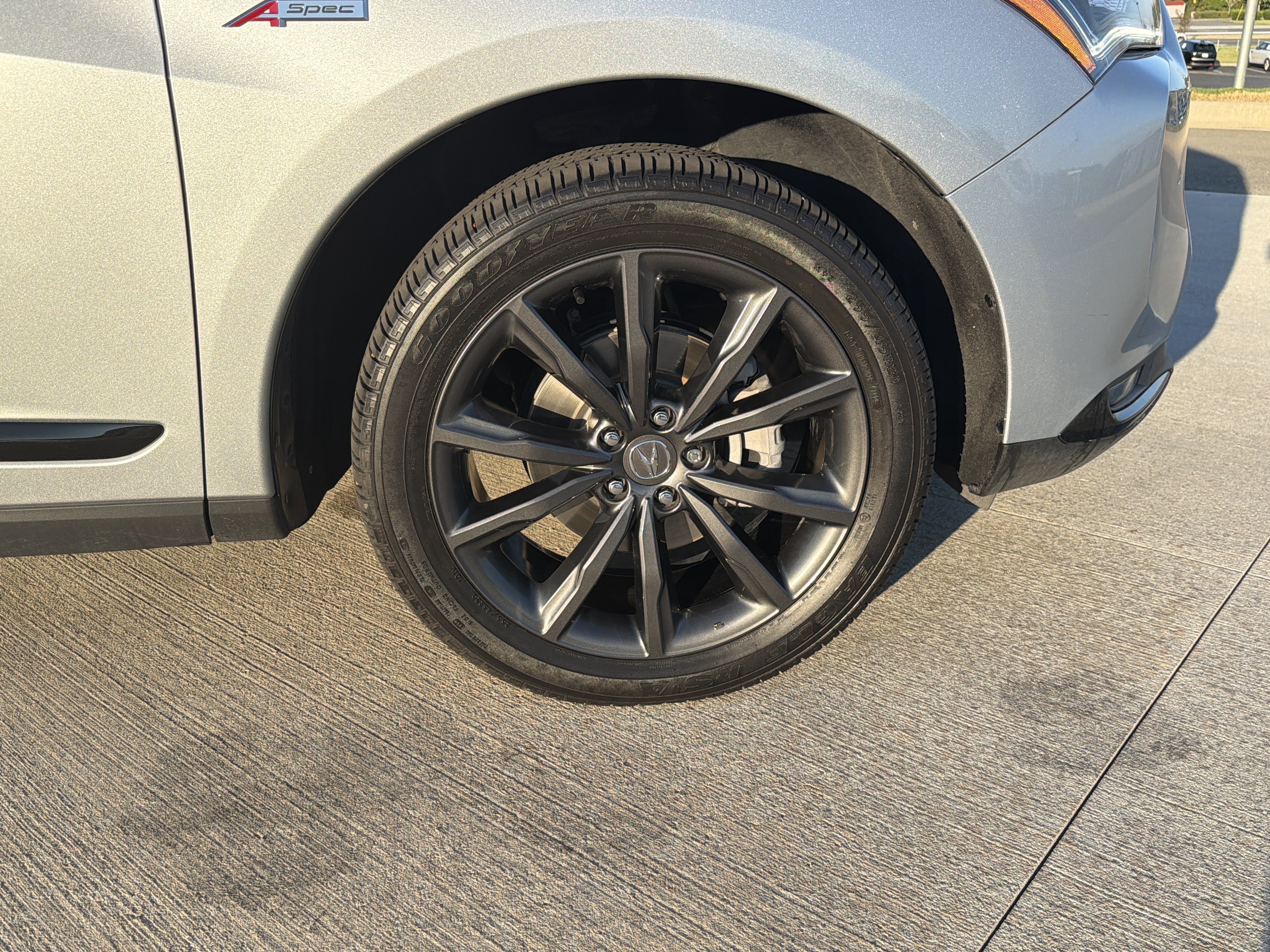Certified 2025 Acura RDX w/ Advance Package AWD/4WD image 13