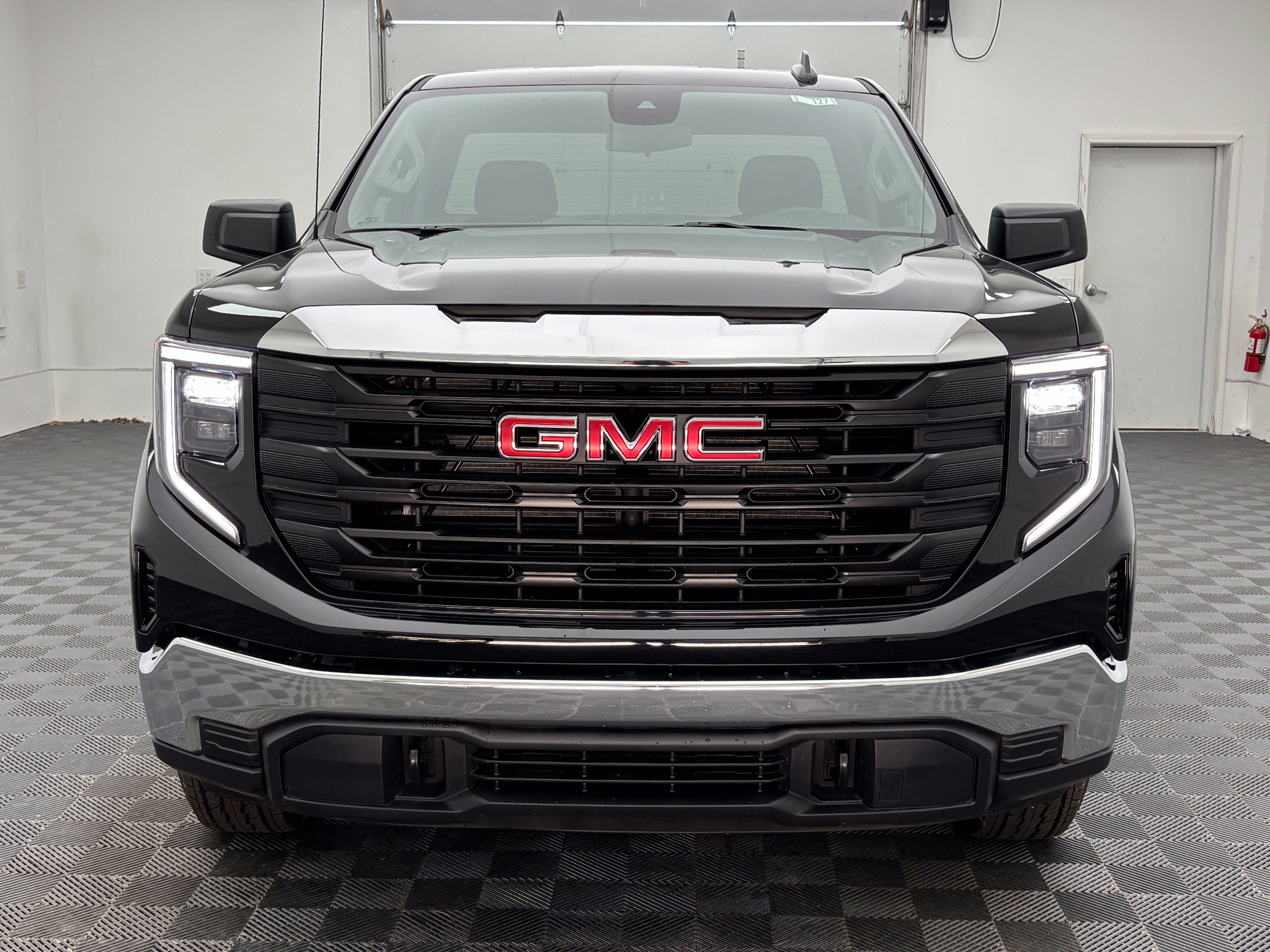 New 2026 GMC Sierra 1500 Pro w/ Pro Value Package AWD/4WD image 11