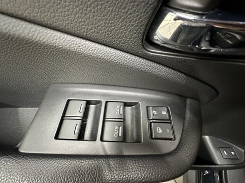 Used 2017 Honda Pilot Elite image 25