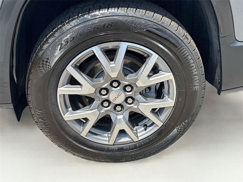 Used 2021 GMC Acadia SLT FWD image 33