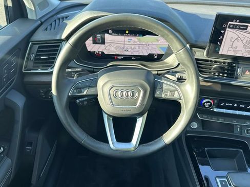 Used 2023 Audi Q5 2.0T Premium Plus w/ Premium Plus Package AWD/4WD image 18