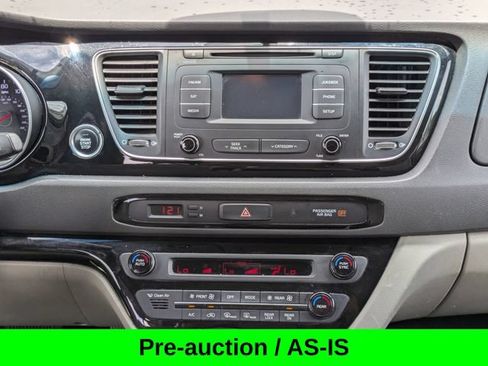 Used 2015 Kia Sedona EX w/ EX Premium Package FWD image 19