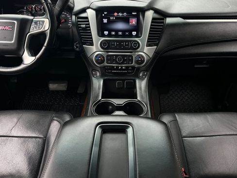 Used 2015 GMC Yukon SLT image 4