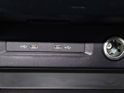 New 2026 Volkswagen Taos SE image 28