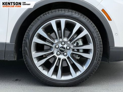 Used 2016 Lincoln MKX Reserve w/ Luxury Package FWD image 11