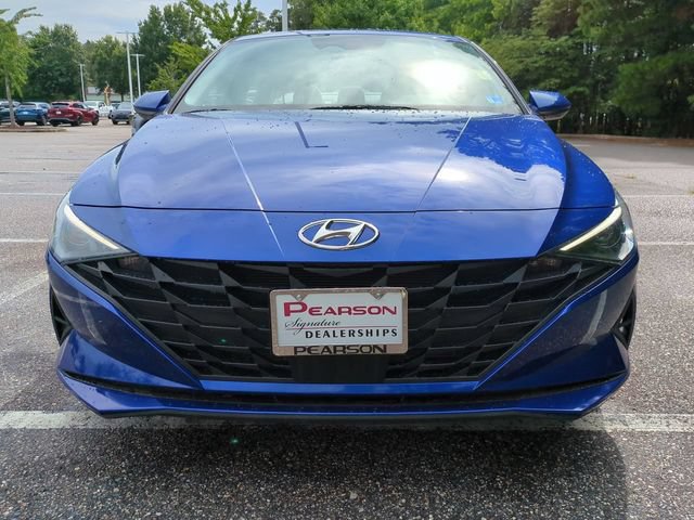 Used 2023 Hyundai Elantra SEL w/ Convenience Package FWD image 9