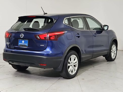 Used 2018 Nissan Rogue Sport S w/ S Appearance Package AWD/4WD image 6