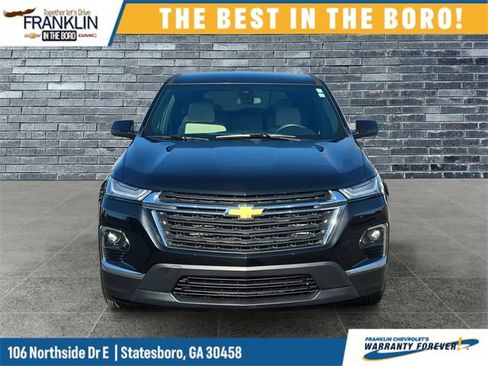 Used 2022 Chevrolet Traverse LS image 8