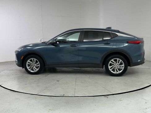 Used 2024 Buick Envista Preferred w/ Convenience I Package FWD image 4