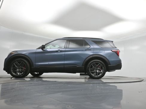 New 2026 Ford Explorer ST AWD/4WD image 7