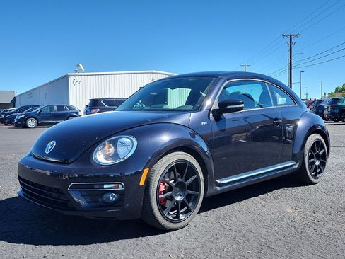 Used 2014 Volkswagen Beetle R-Line FWD image 1