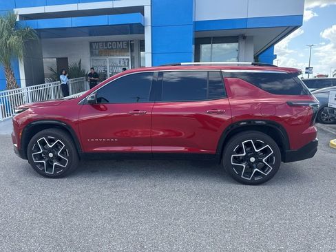 Used 2025 Chevrolet Traverse High Country image 5
