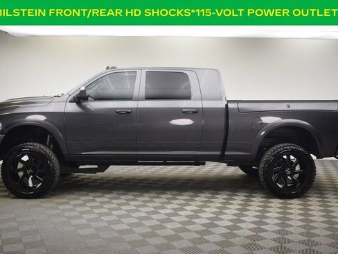 Used 2018 RAM 2500 Big Horn w/ Sport Appearance Group AWD/4WD image 13