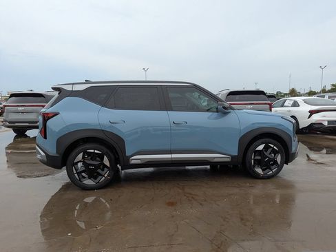 New 2027 Kia Seltos S FWD image 9