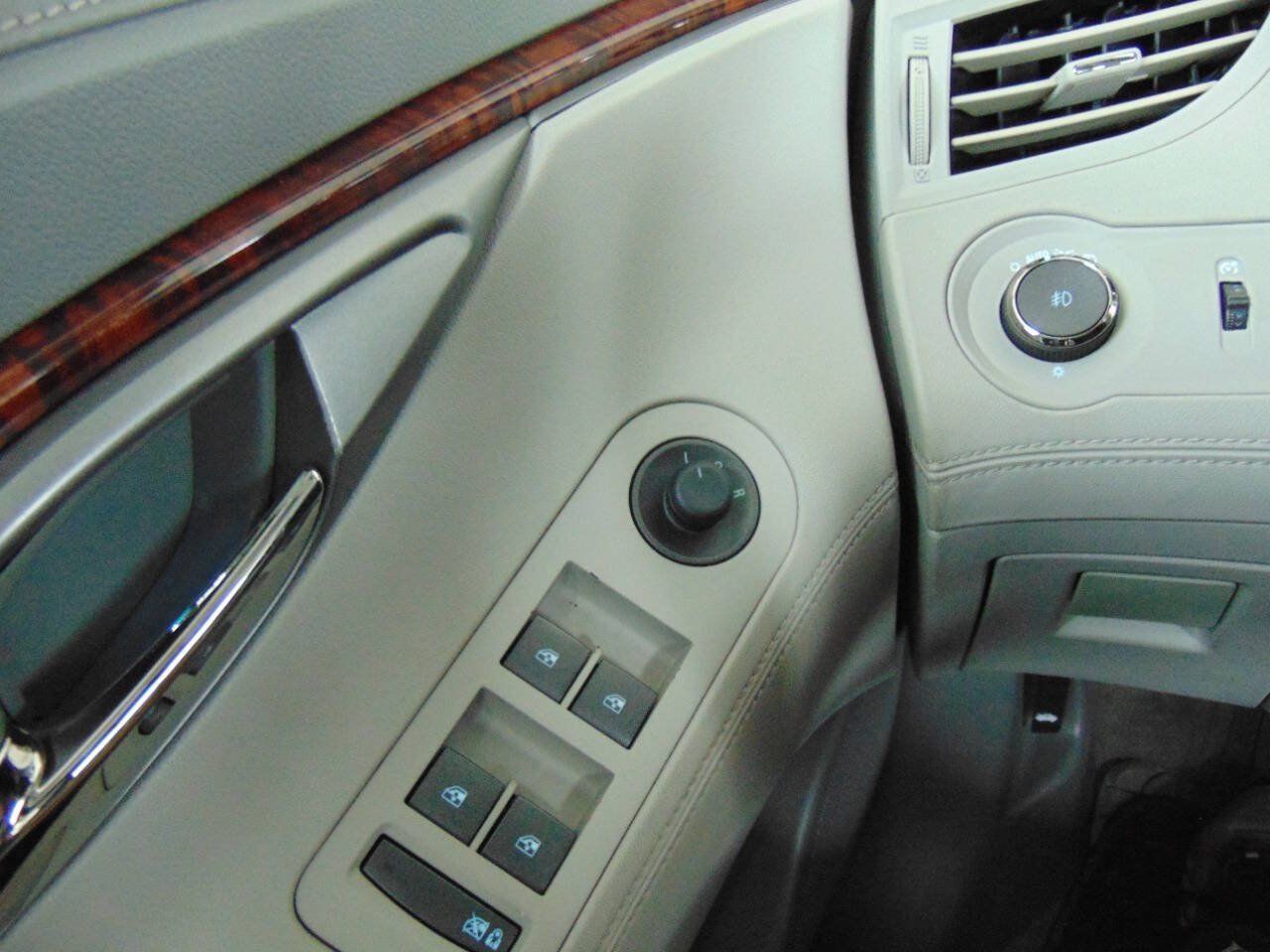 Used 2013 Buick LaCrosse Leather FWD image 10