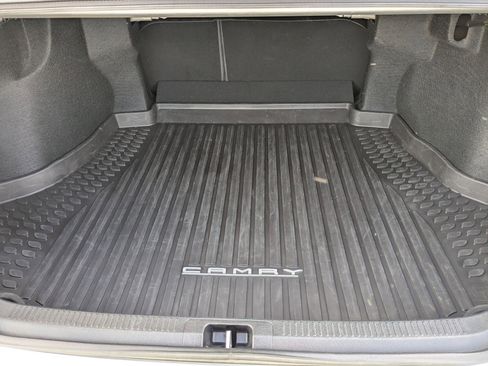 Used 2018 Toyota Camry XSE image 28