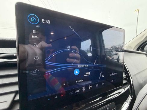 Used 2023 Ford Transit 350 XLT image 18