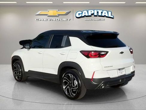 Used 2024 Chevrolet TrailBlazer RS w/ Driver Confidence Package FWD image 5