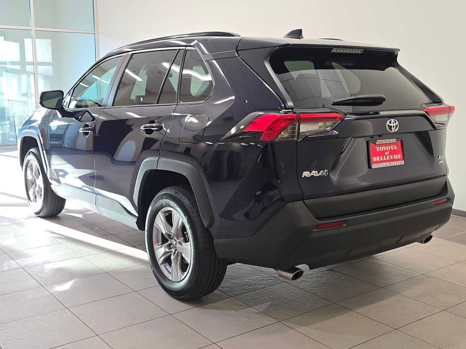 Certified 2025 Toyota RAV4 XLE AWD/4WD image 4
