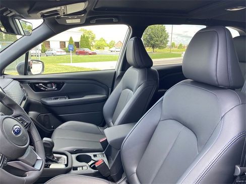 Certified 2025 Subaru Forester Limited w/ Popular Package image 12