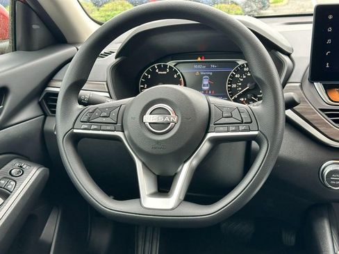 New 2026 Nissan Altima 2.5 SV FWD image 7