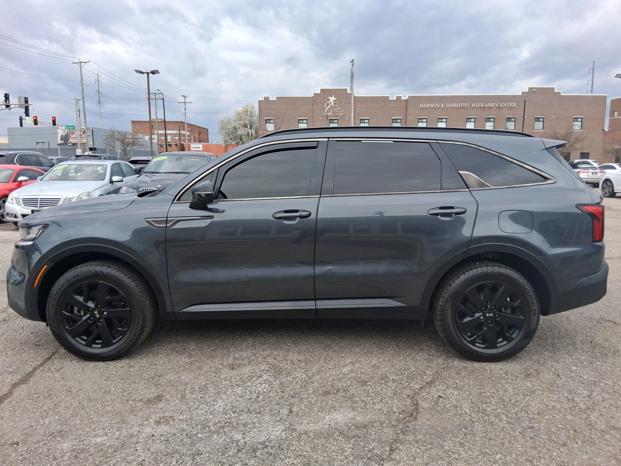 Used 2021 Kia Sorento S AWD/4WD image 4